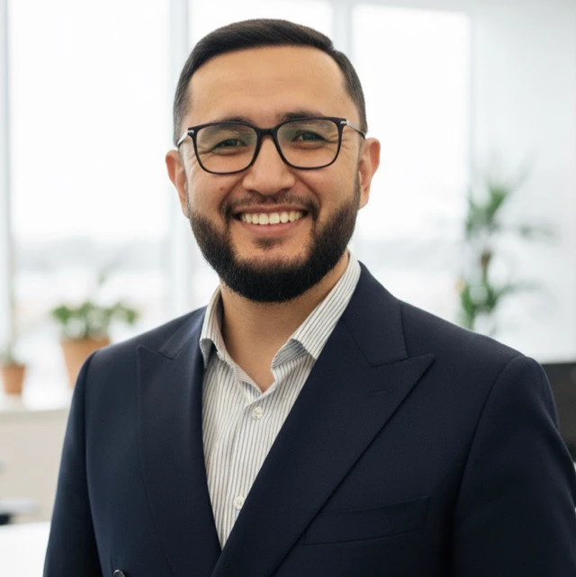 Арман Ажханов